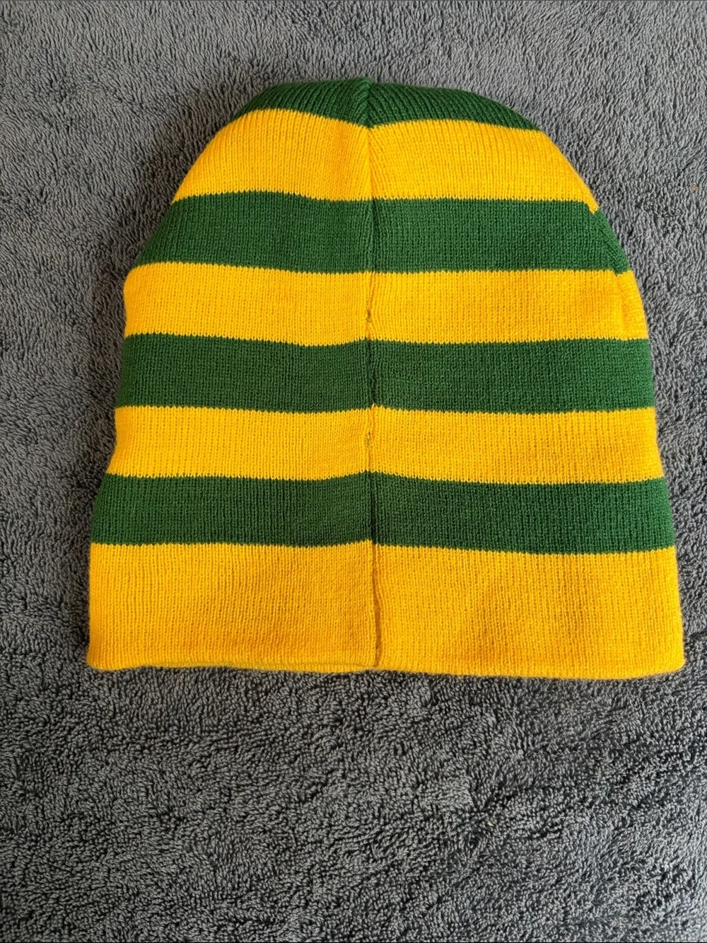 Green Bay Packers reversible Knit Beanie Hat - Kids Accessories